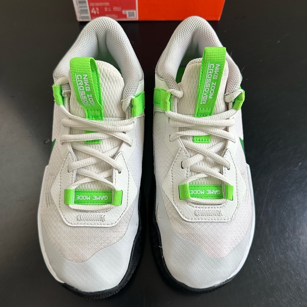 Nike Air Zoom Crossover Boys: 4.5